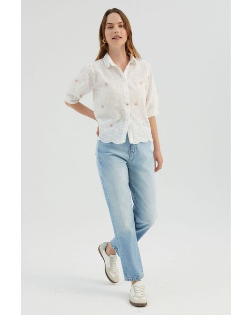 Hiccup White Flowers Embroidered Short Sleeve Relaxed Cropped Shirt