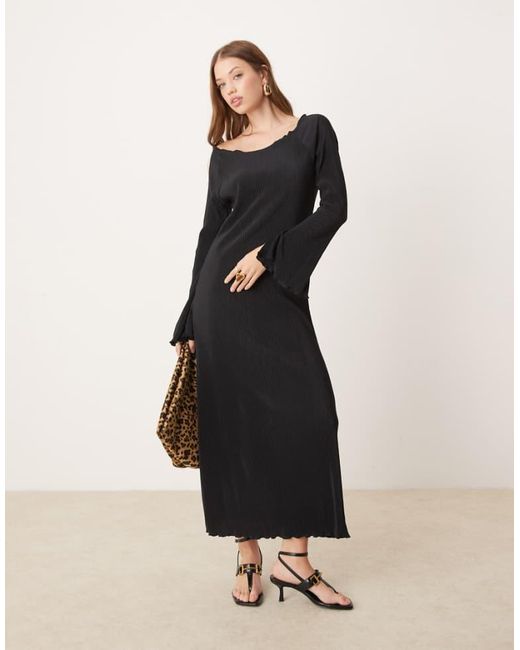 Jdy Black Bell Sleeve Plisse Maxi Dress