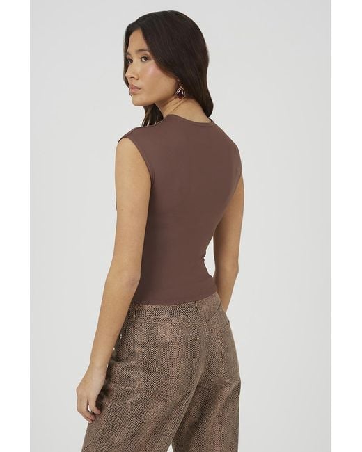 Brave Soul Brown Round Neck Sleeveless Top With Ruching