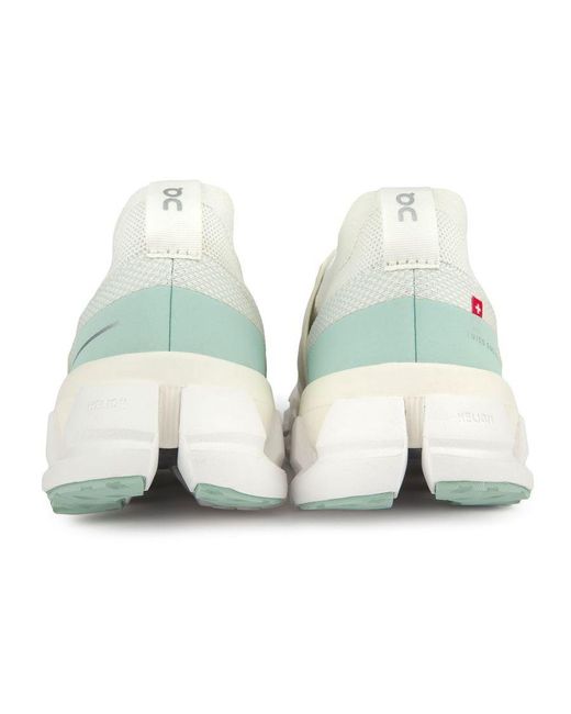 On Shoes On Cloud Swift 3 Sneakers in het White