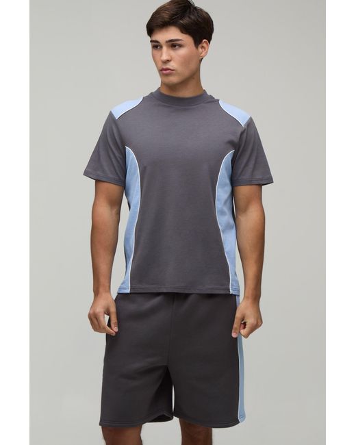 BoohooMAN Blue Contrast Piping Regular Fit T-Shirt & Baggy Short Set for men