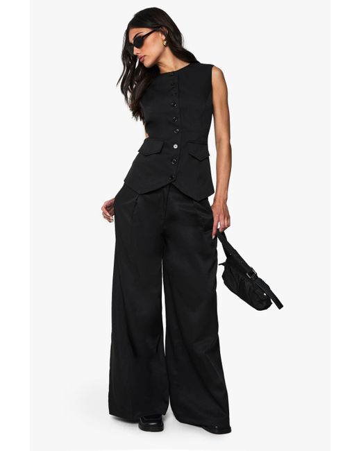 Boohoo Black Pleated Extreme Wide Leg Tailored Trouser