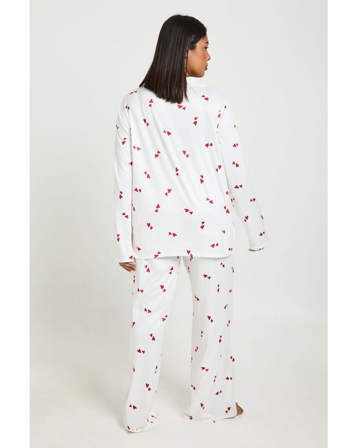 Boohoo White Plus Valentines Heart Print Long Sleeve Shirt & Trouser Pyjama Set