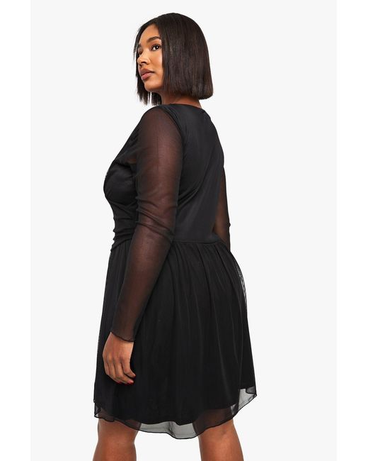 Boohoo Black Plus Plunge Corset Detail Long Sleeve Skater Dress