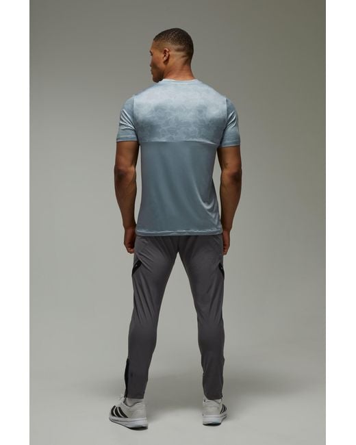 BoohooMAN Blue Active Regular Fit Camo Colour Block T-Shirt for men