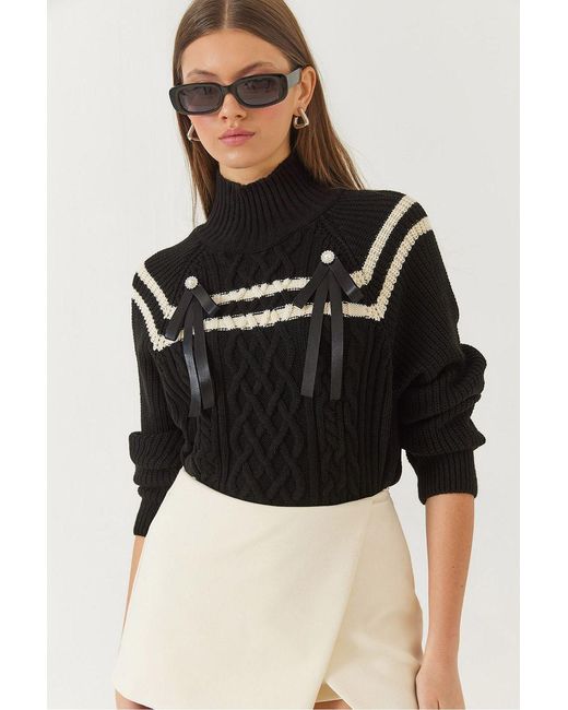 Bianco Lucci Black Turtleneck Baklava Knit Sweater With Ribbon Detail
