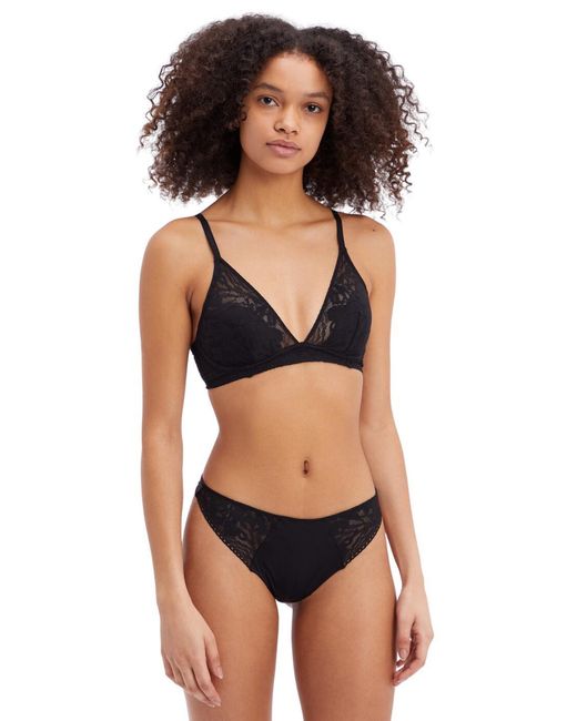 Calvin Klein Black Ultra-Soft Lace Plunge Bra