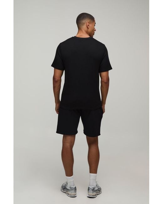 BoohooMAN Black Essential Regular Fit Waffle T-Shirt for men