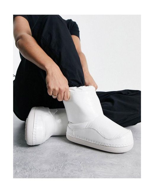 Truffle Collection White Padded Short Snow Boots