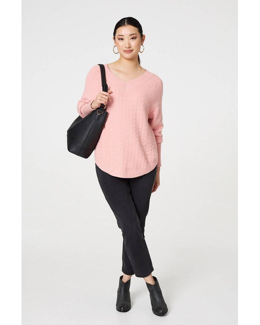 Izabel London Pink Textured V-Neck Relaxed Curve Hem Jumper