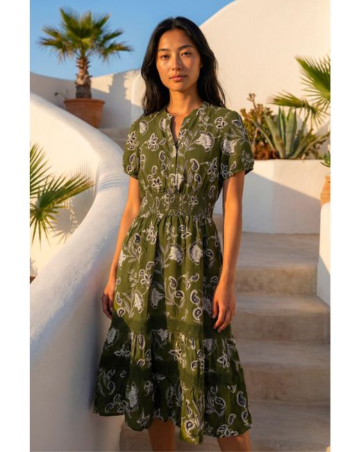 Roman Black Petite Floral Print Shirred Midi Dress