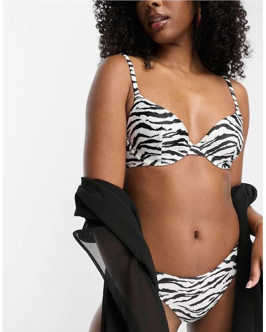 DORINA Black Burdine Underwire Bikini Top