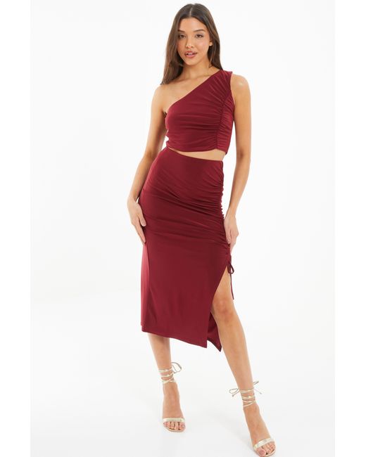 Red midi skirt quiz top