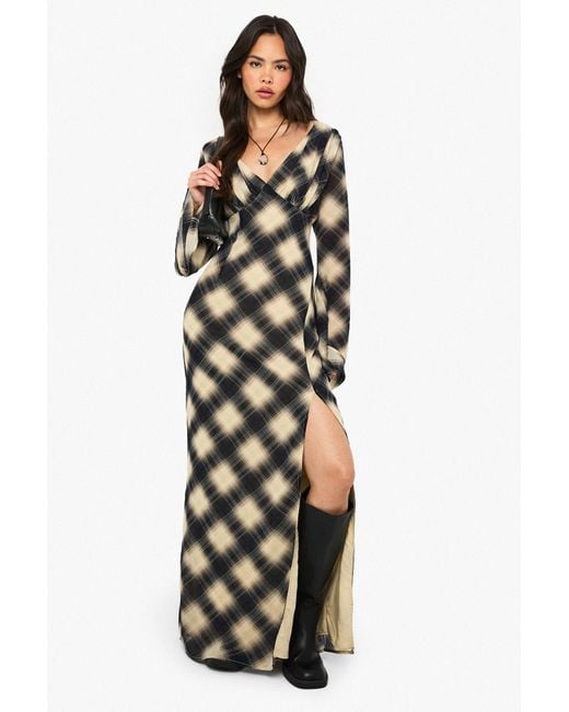Boohoo Flannel Chiffon Plunge Maxi Dress in Blue