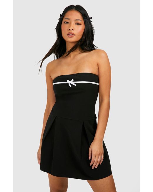 Boohoo Black Petite Bow Contrast Pleated Bandeau Mini Dress