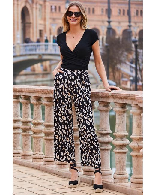 Sosandar Multicolor Leopard Print Culotte Trousers