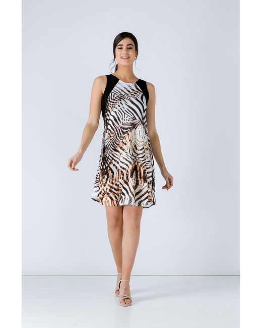 Conquista White A Line Print Dress