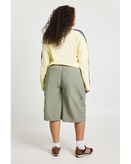 Boohoo Natural Plus Nylon Cargo Short