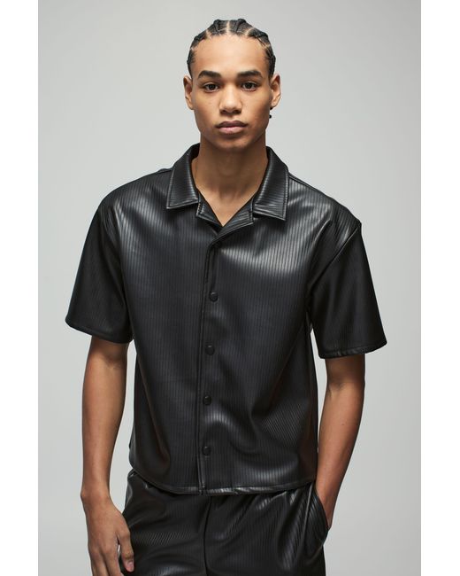 BoohooMAN Black Oversized Boxy Embossed Pleated Pu Shirt for men