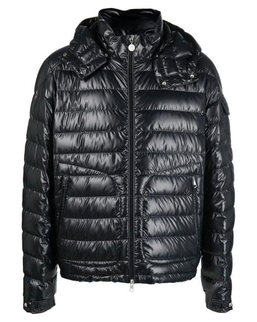 Moncler logo coat deals