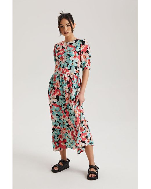 Urban Bliss White Floral Smock Dress