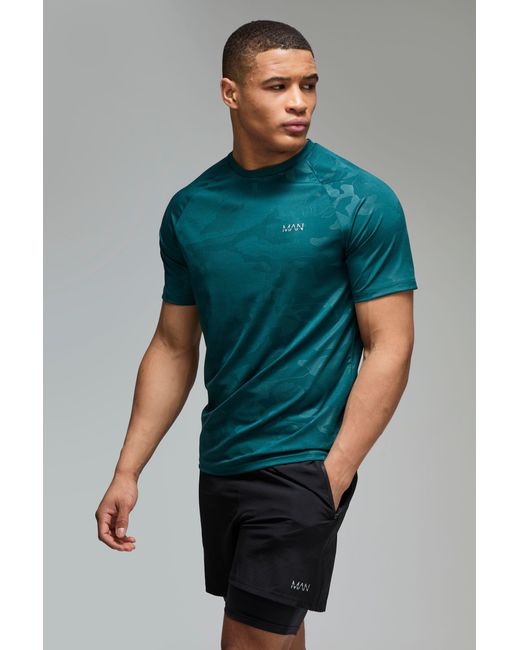 BoohooMAN Green Active Regular Camo Raglan Performance T-Shirt for men
