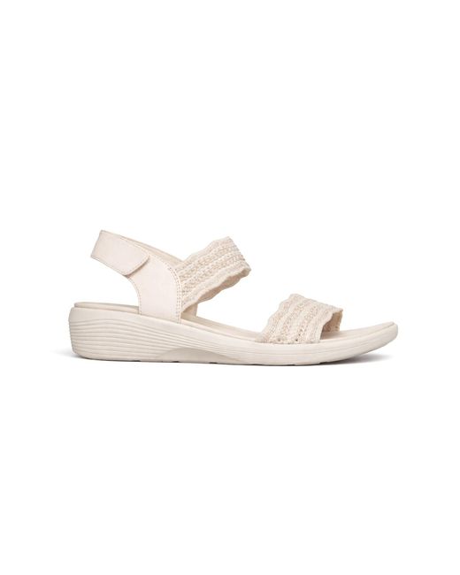 Skechers White Arya