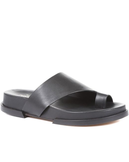 Jones Bootmaker Gray Lea Leather Toe Post Sandals