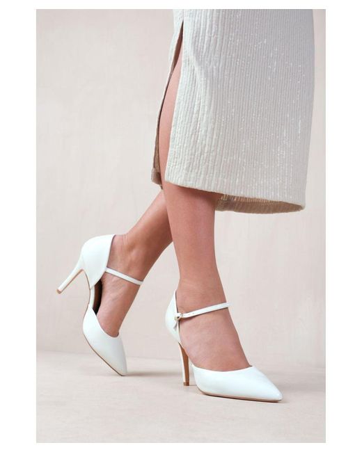 Where's That From White 'Reflex' Mid High Heels With Pointed Toe
