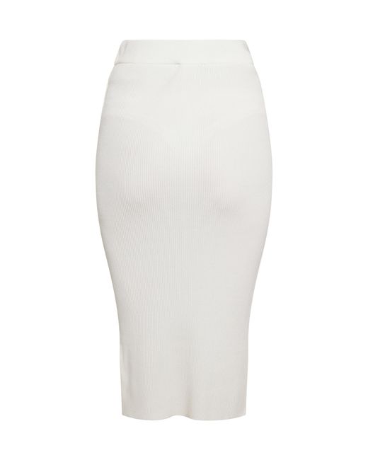 Usha Rock Wolwit in het White