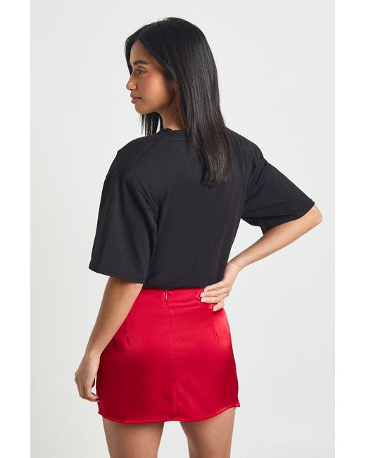 Boohoo Red Petite Lace Insert Satin Mini Skirt