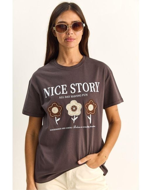 Bianco Lucci Multicolor Embroidered Text Print Relaxed Fit T-Shirt