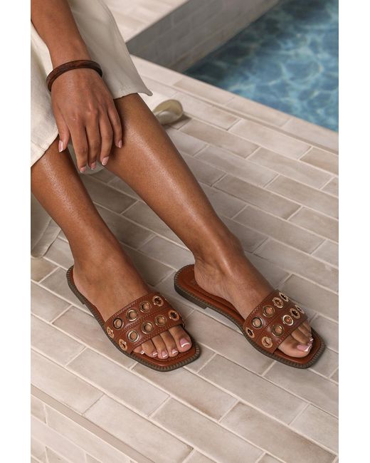 Where's That From Gray Wheres 'Cher' Flatform Sandal With Stylish Holes Strap Detail