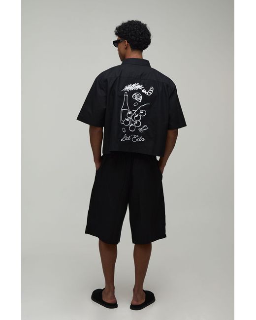 BoohooMAN Black Boxy Crop Back Embroidered Oxford Shirt for men