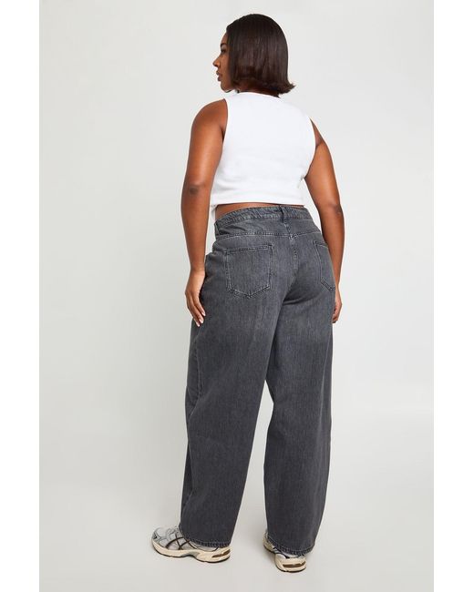 Boohoo Black Plus Mid Waist Barrel Fit Jean