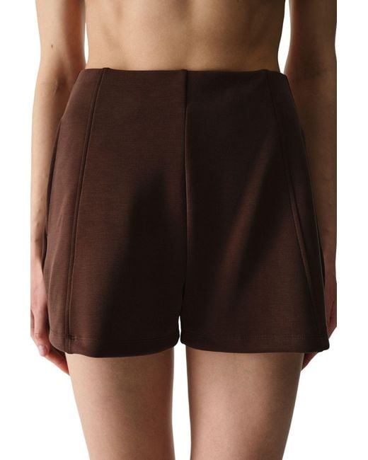 Penti Brown Oversized Knitted Shorts