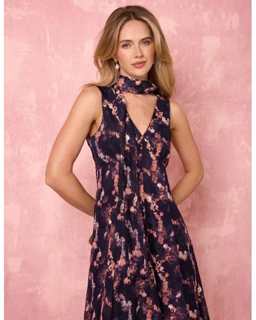 Blue Vanilla Pink Luxe Tie V Neck Sleeveless Dress