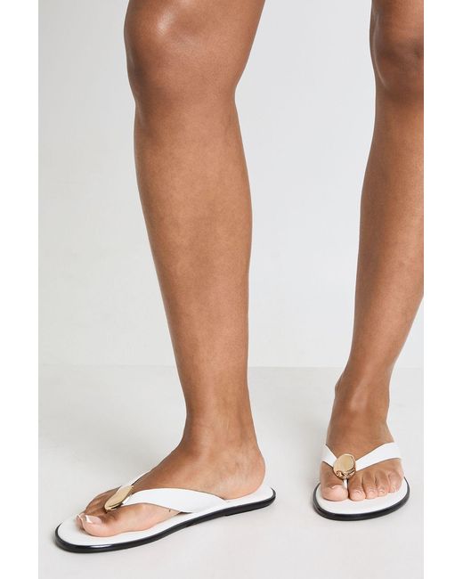 Boohoo White Hardware Detail Flip Flops