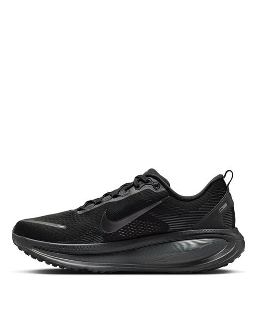 Nike Black 18 Running Shoes for men