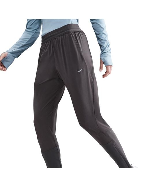 Nike Black W Nk Swift Df M