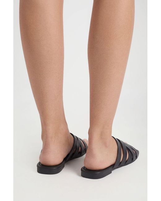 Boohoo White Wide Fit Cross Over Strappy Sliders