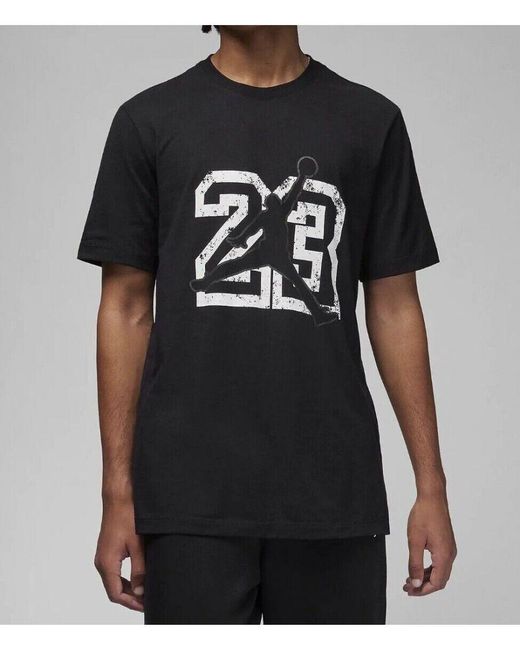 Black jordan tee sales