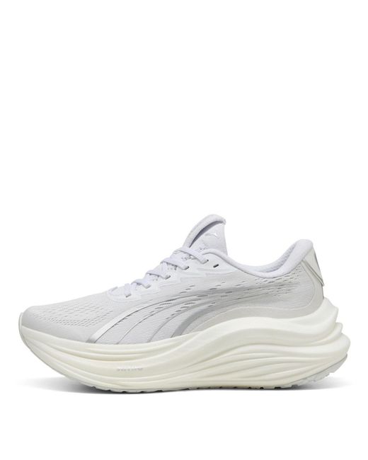 PUMA White Magmax Nitro Wns Road Running Shoes
