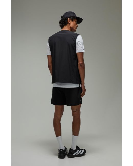 BoohooMAN Black Common Pace Running Lightweight Gilet for men