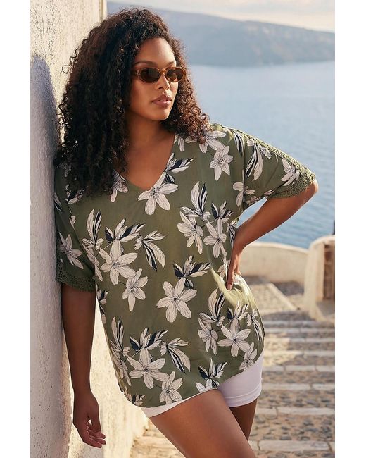 Roman Green Curve Floral Print Crochet Top