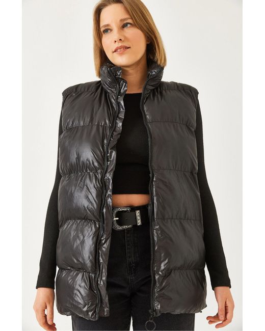 Bianco Lucci Black Faux Leather Hooded Vest With Zipper