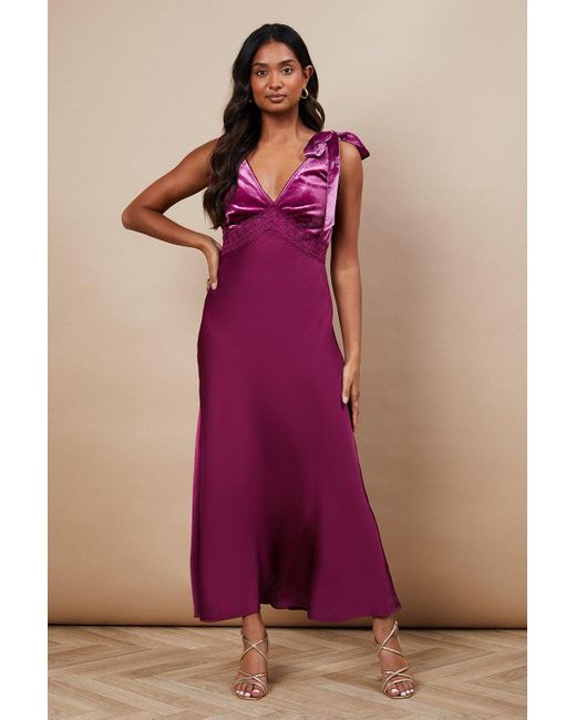 Oasis rose velvet dress 2025