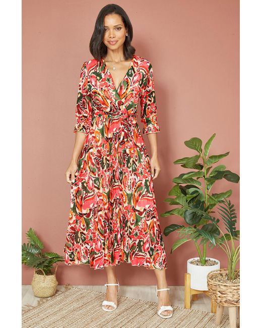 Yumi' Red Paisley Pleated Midi Dress With Pleats