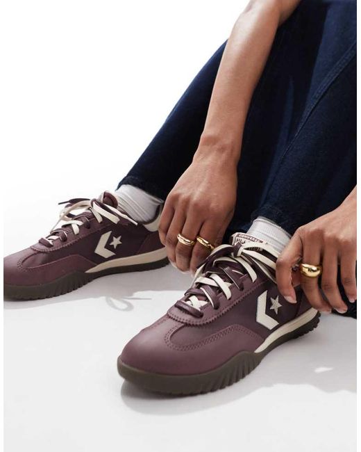 Converse Brown Run Star Trainers