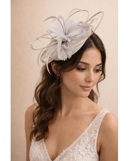 SVNX Natural Floral Feather Fascinator With Loops